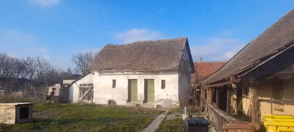 Casă · 3 camere · 37 m², Pecica, Pecica