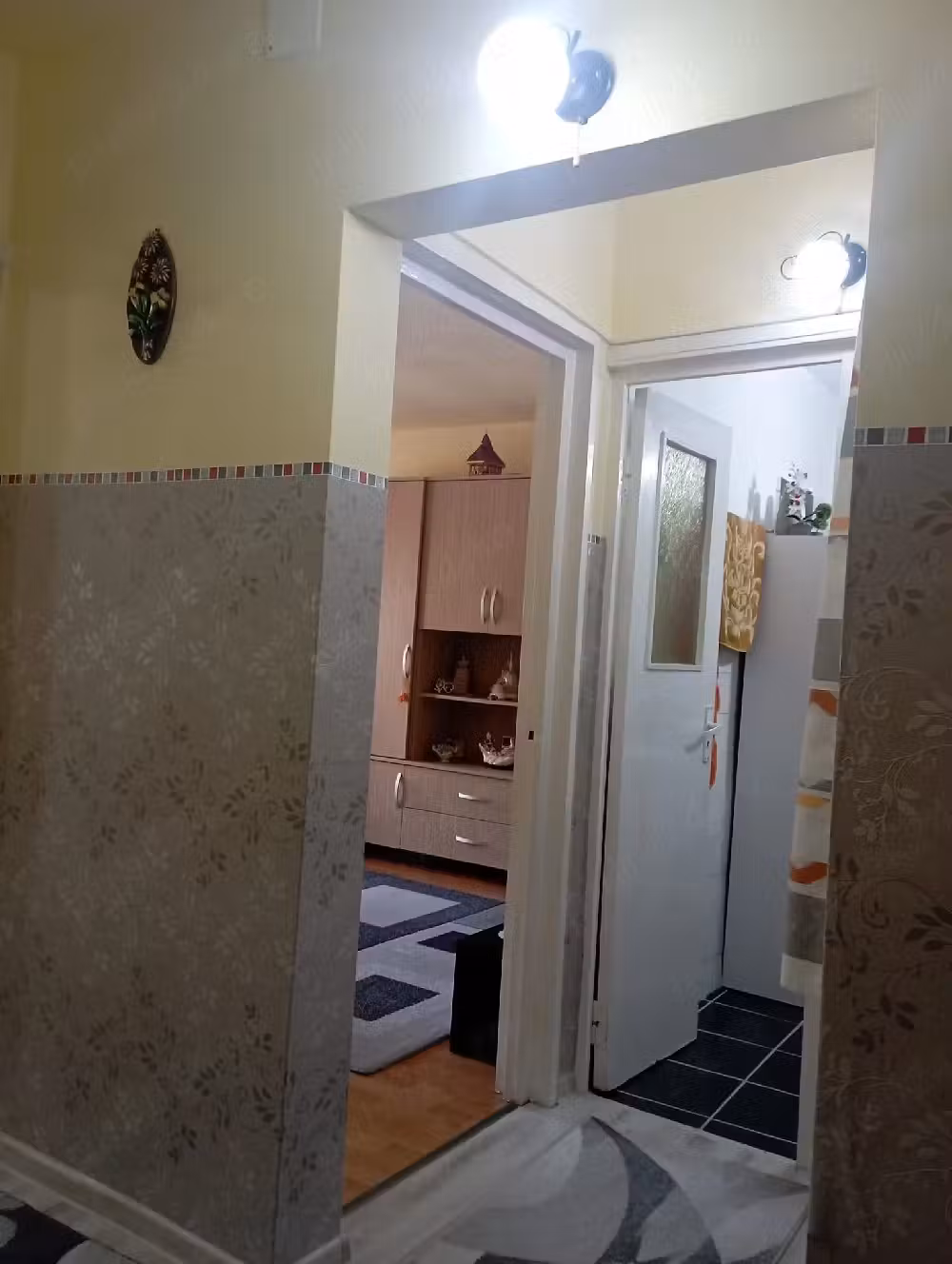 închiriez apartament 1 camera