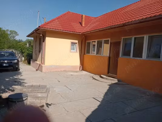 Casă Corlatel