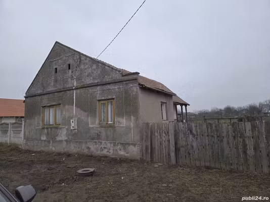 Casă Pesac