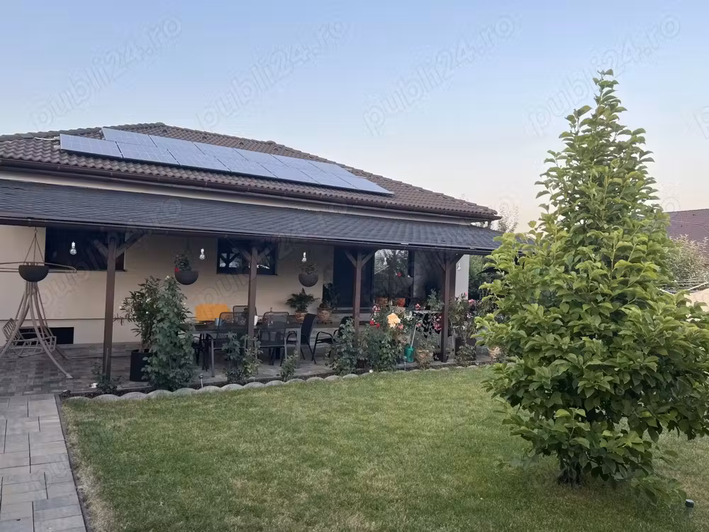 Vand casa modern gata mobilat