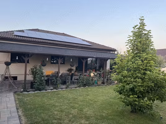 Casă Pestisorul%2bde%2baur%2b