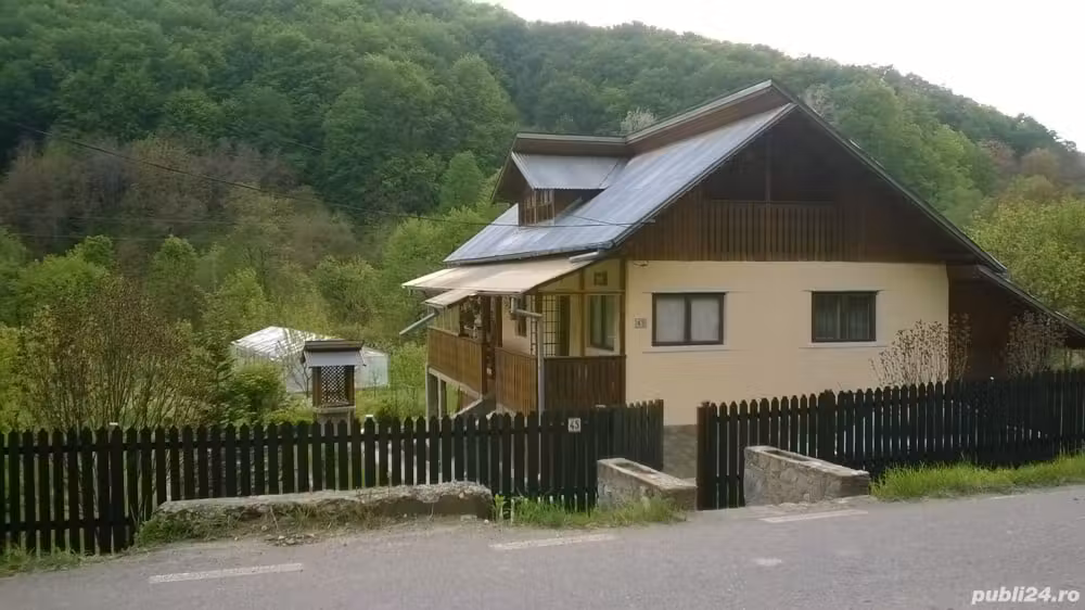 Vânzare casă vacanță (locuit), in Posești, Prahova