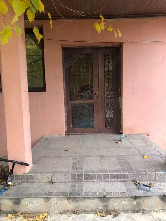 Casă Ciorogarla