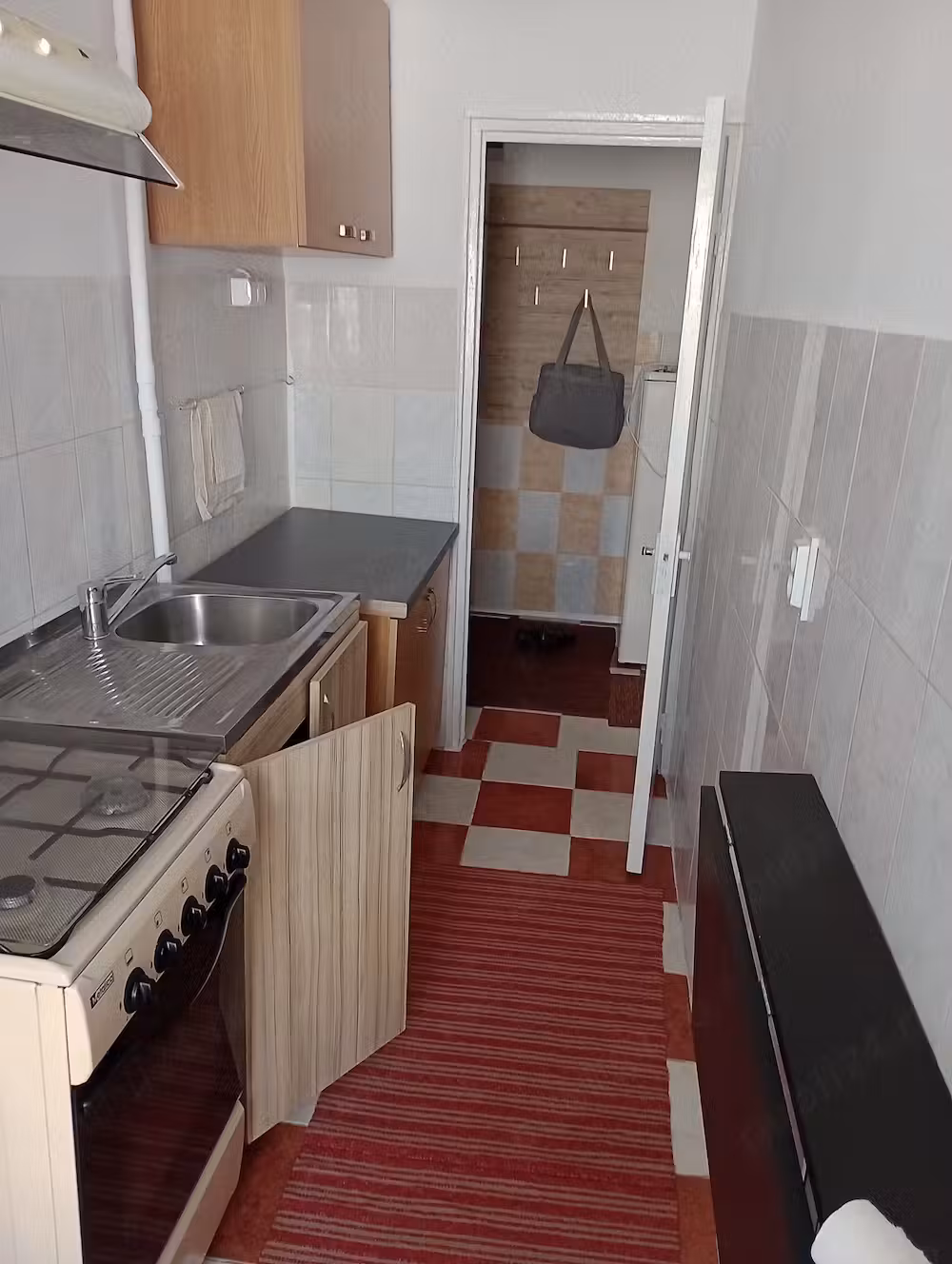 Garsonieră de închiriat