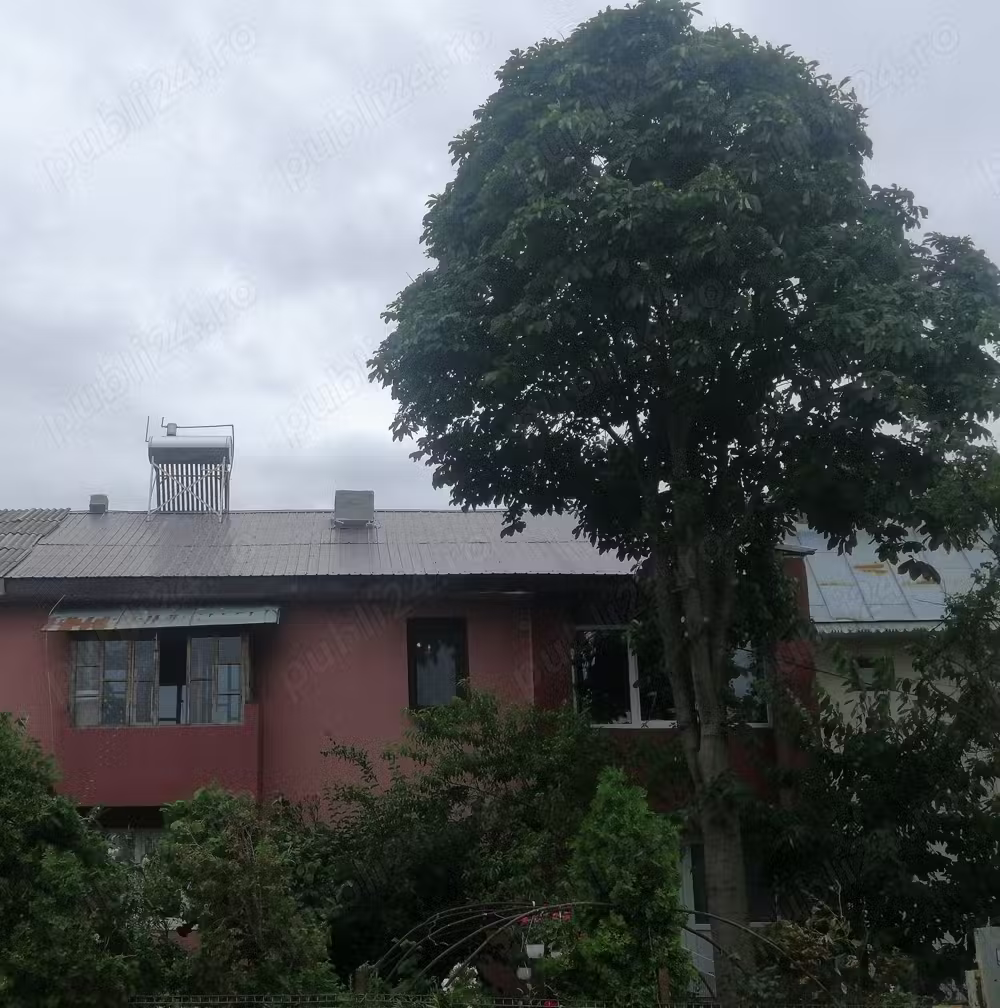 Apartament 2D + teren+anexe intabulate