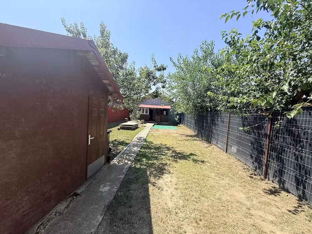 Casă de vânzare