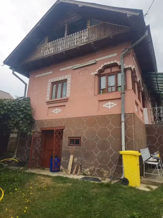 Casă Voroveni