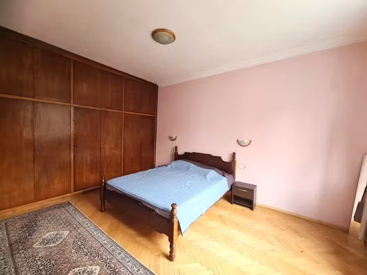 Apartament Titan