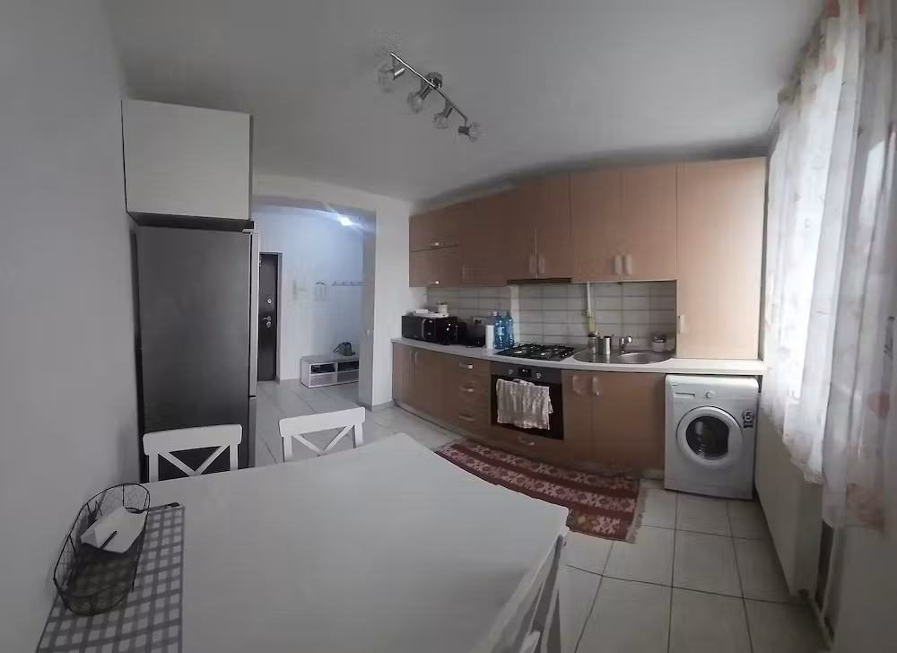 Apartament zona centrala, decomandat