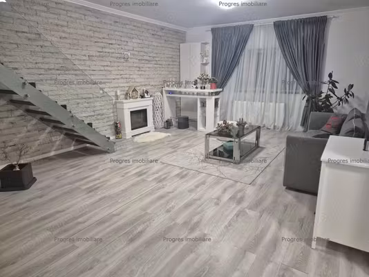 Casă Dumbravita