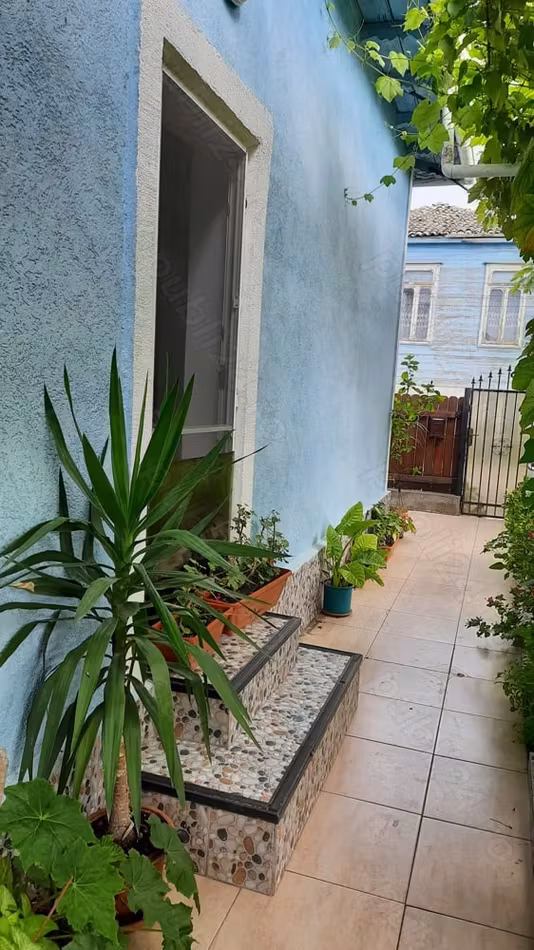 Casă Central