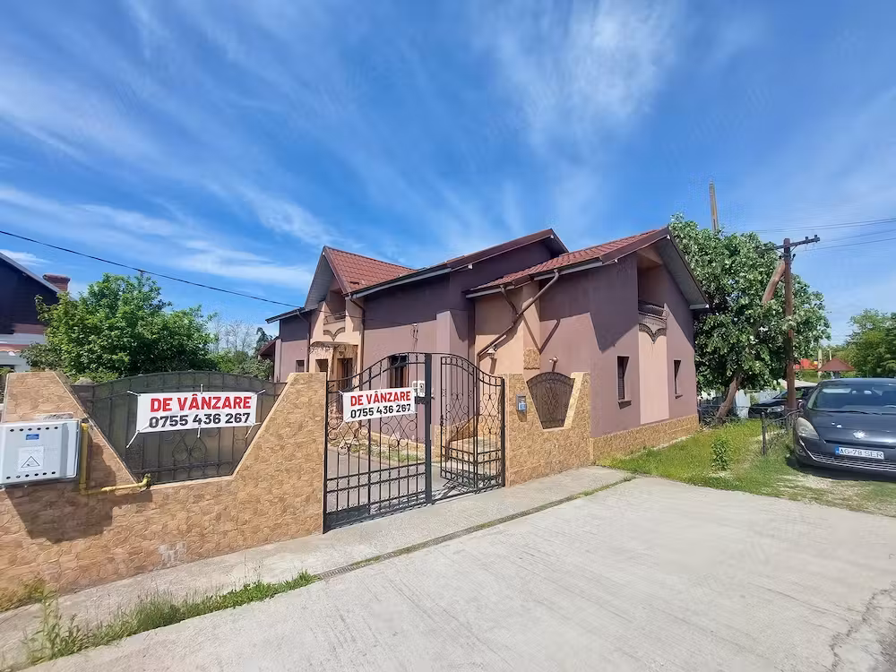 Casa P+M Mobilata utilata Mioveni Strada Colibasi  Teren743m
