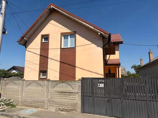 Casă Bresti