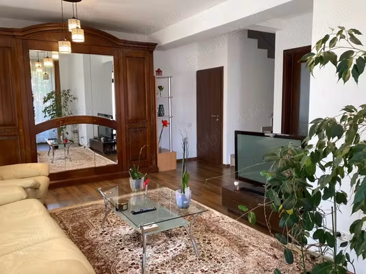 Casă Modern