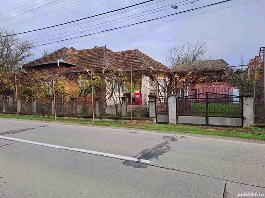 Casă Ticau