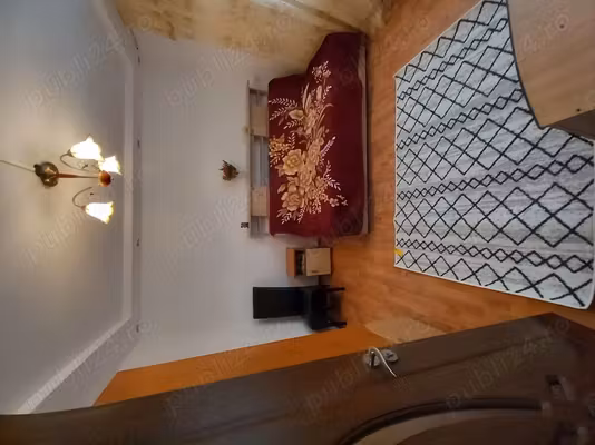Apartament Comat