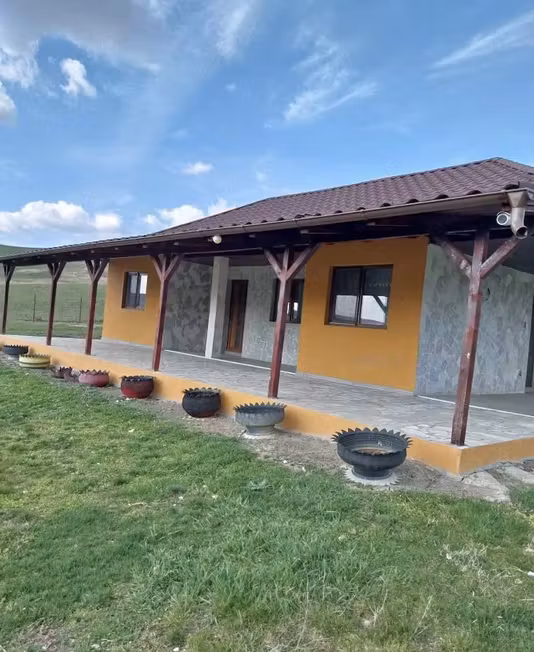 Casă Mortesti