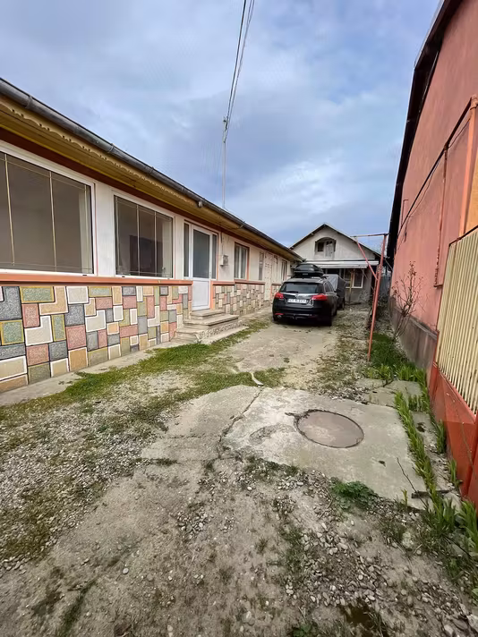 Casă BLEJOI