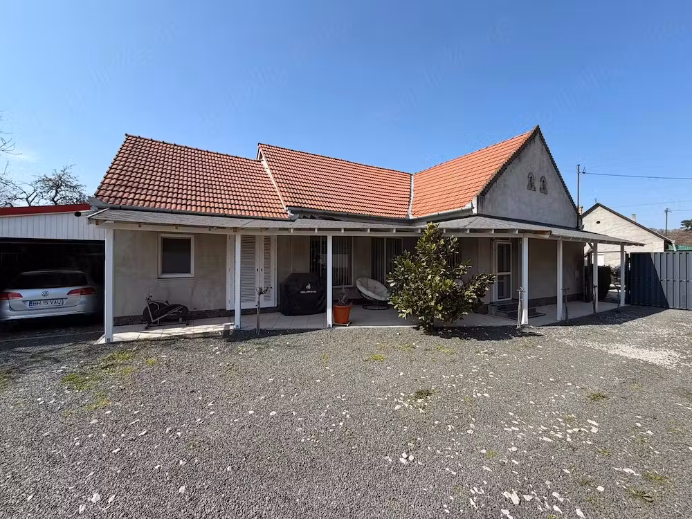 Casa renovata in Arpasel,