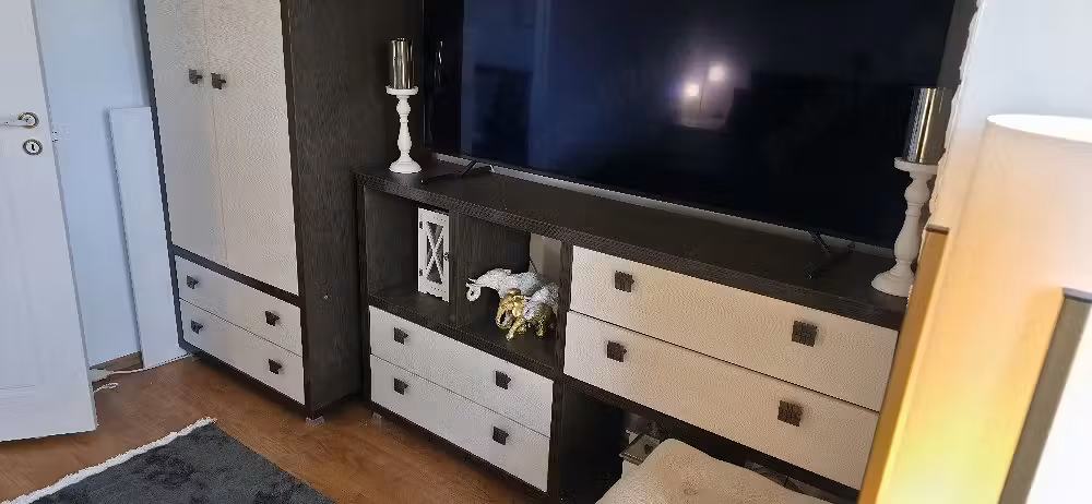 Vand Apartament cu doua camere in Brasov zona astra 54mp Utili.Inclus cu tot ce este in el Mobilat