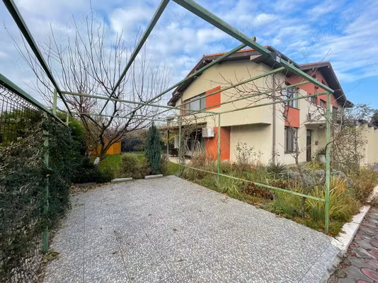 Casă Lazu