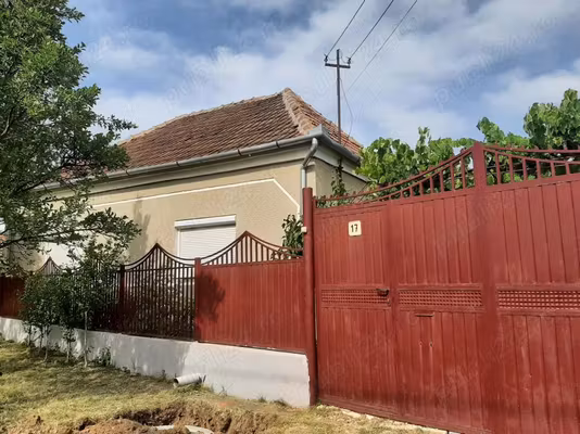 Casă Chisirid
