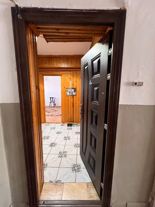 Apartament Est