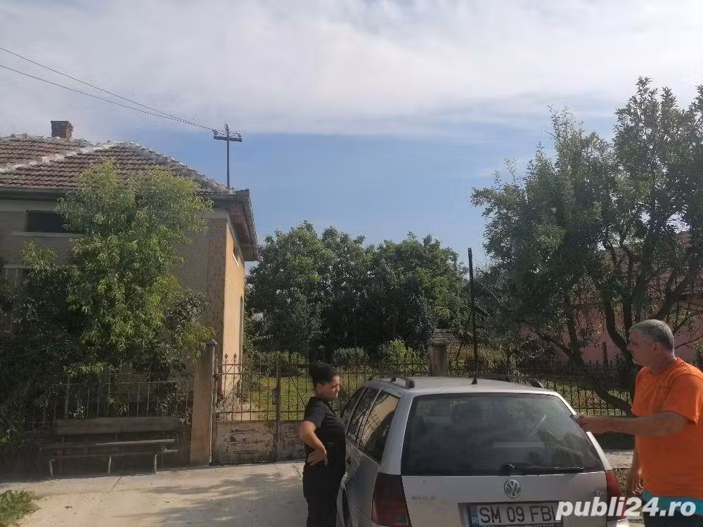 Casă de vânzare