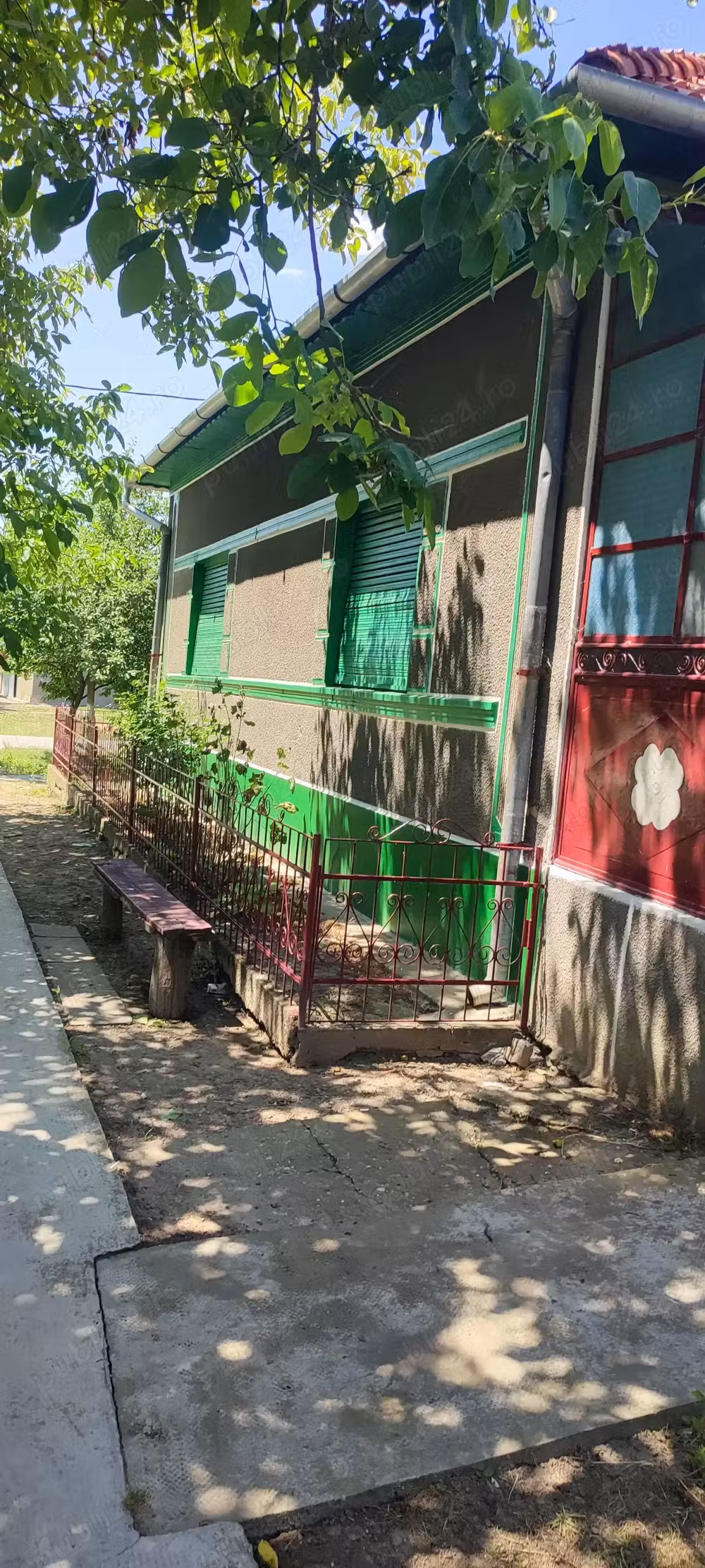 Casa de vânzare