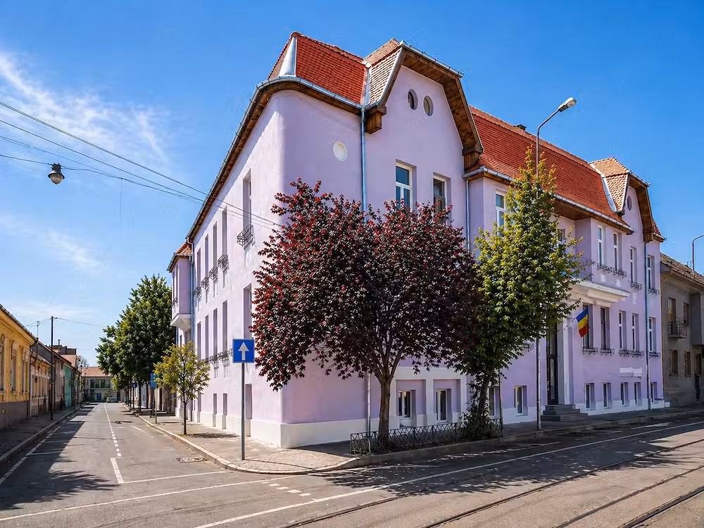 Apartament cu 4 camere - Ultracentral - IMOBIHOR - 189 000