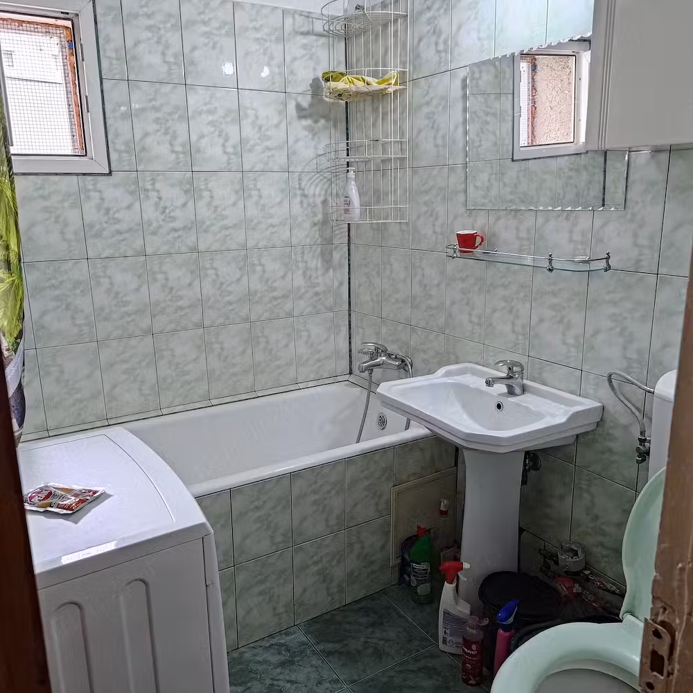 Închiriere garsonieră sector 2