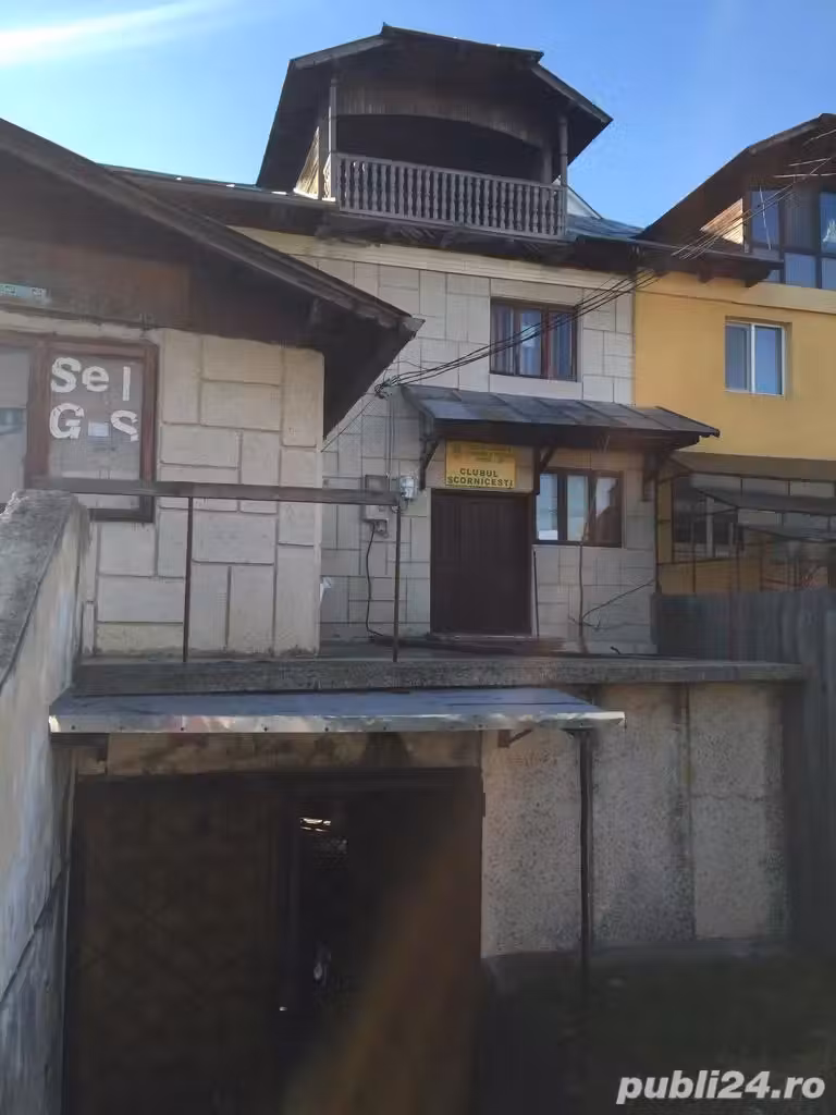Casa de vânzare