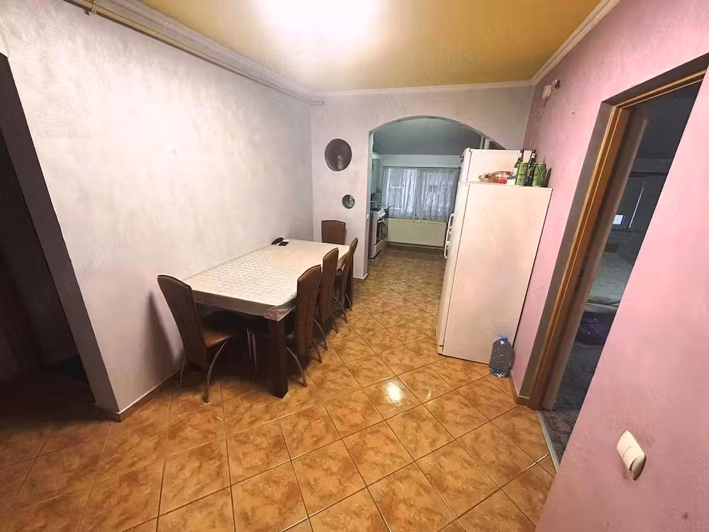 Apartament 54 mp, 2 camere, zona ULTRACENTRALA, izolat termic
