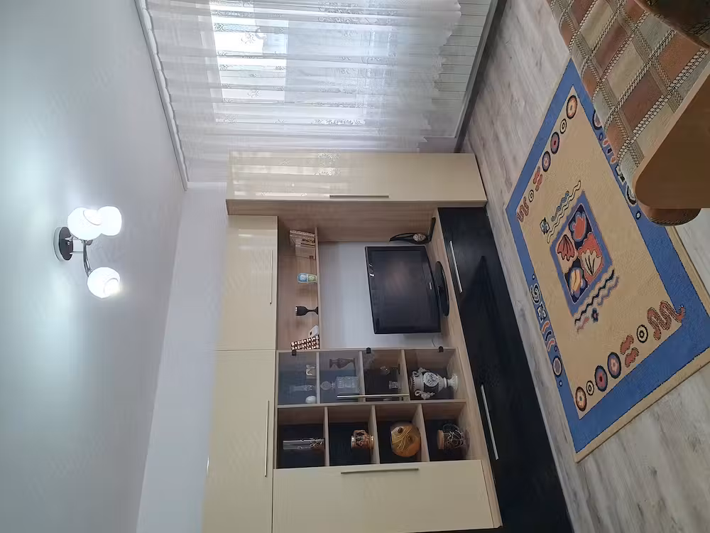 Tomis Nord- apartament 2 camere, decomandat - termen lung