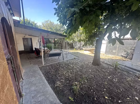 Casă A