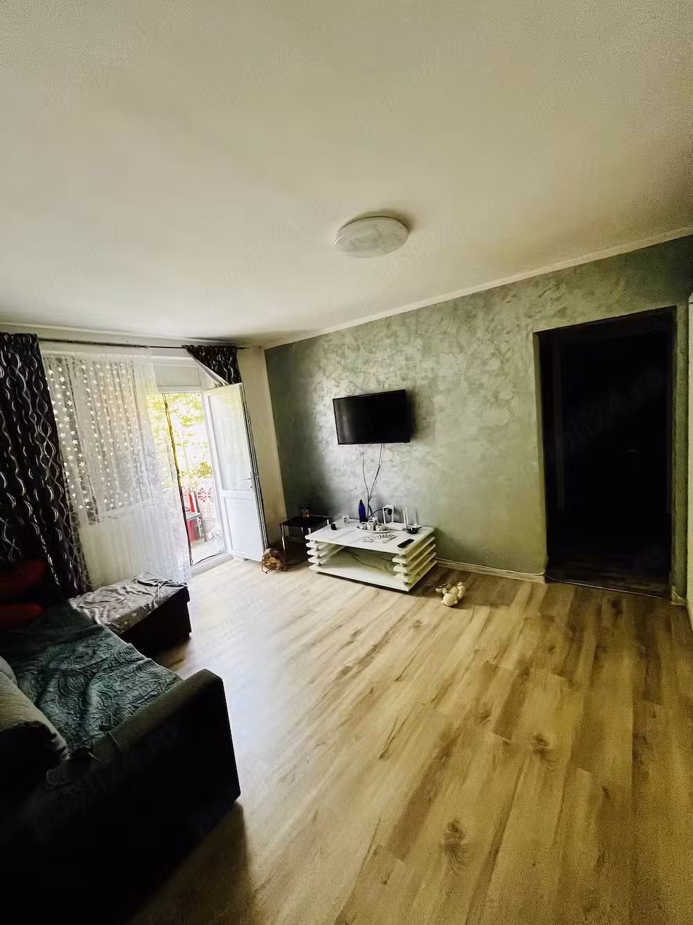 Apartament de vanzare.
