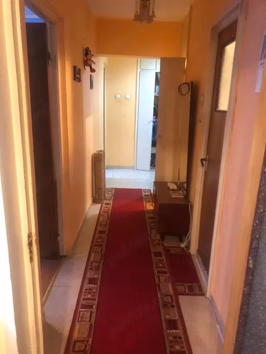 Apartament Titan