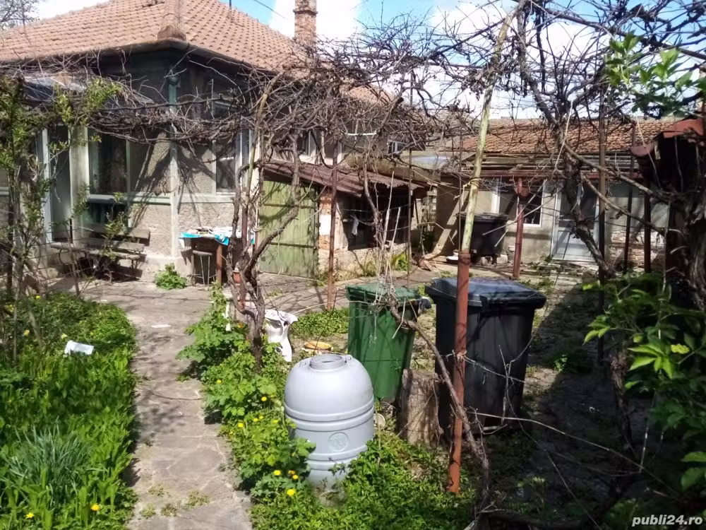 Casă · 3 camere · 160 m², Central, Simeria