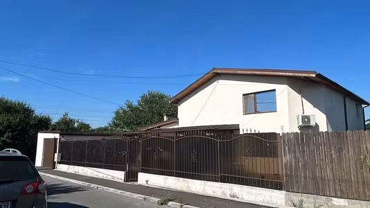 Casă Central