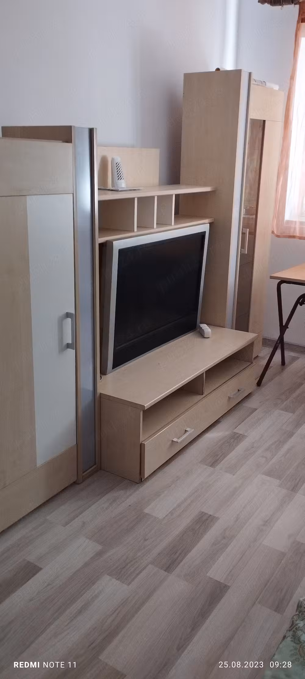 Ofer spre închiriere garsonieră