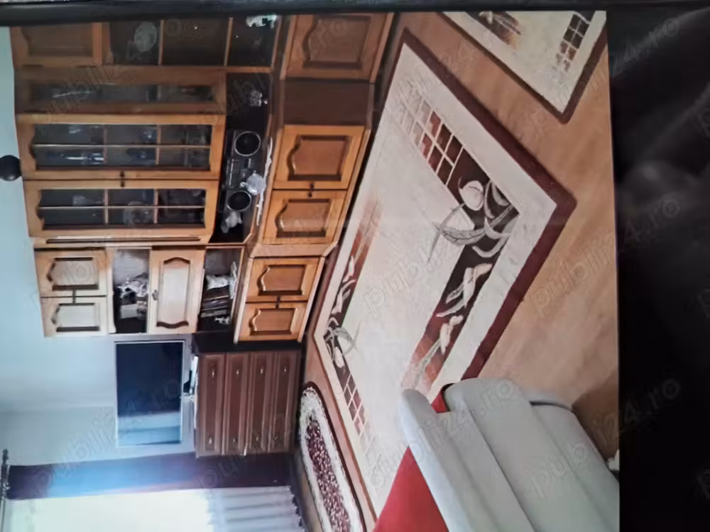 Apartament cu 2 camere, 51 mp, et 4 din 4, zona Spitalul Judetean, UMFST. Pret 97.000 EUR