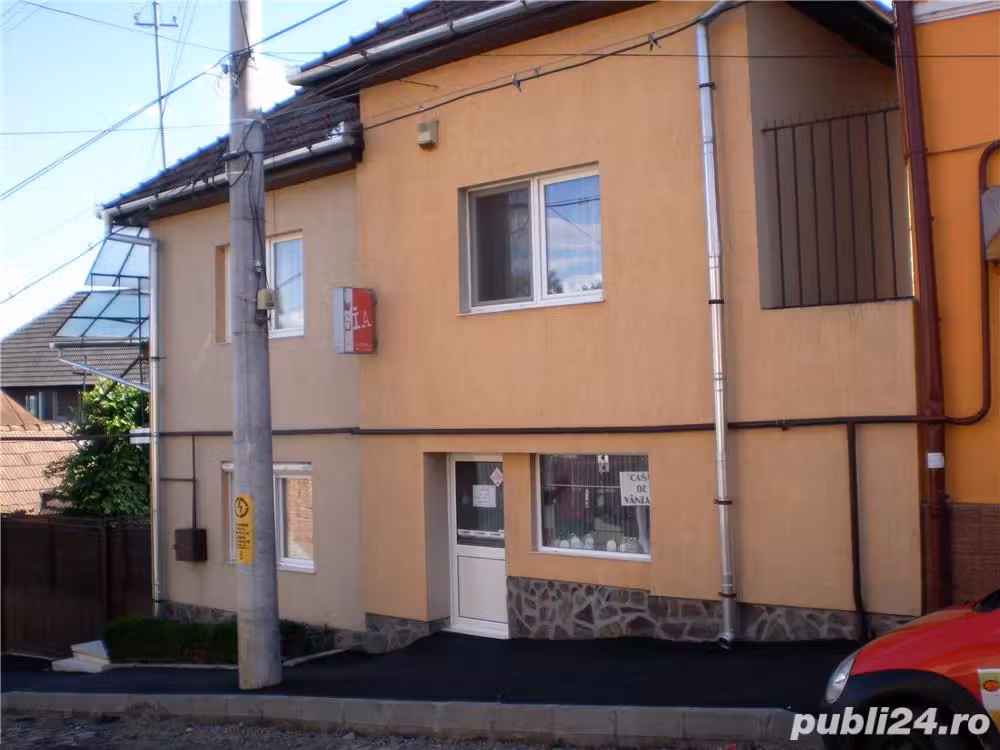 Schimb   vand casa cu etaj si spatiu comercial din Reghin n cu apartament 3 camere Tg Mures   Brasov