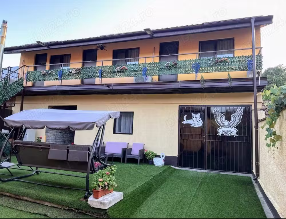 Vând CASA în Eșelnița Clisura Dunării și o CASA  ( PENSIUNE) nouă, finalizată în  2024.