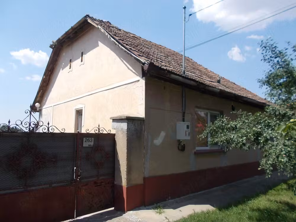 Casa, sat Gelu, 3 cam, 108mp util, teren 1906 - 3004 mp, com=0%