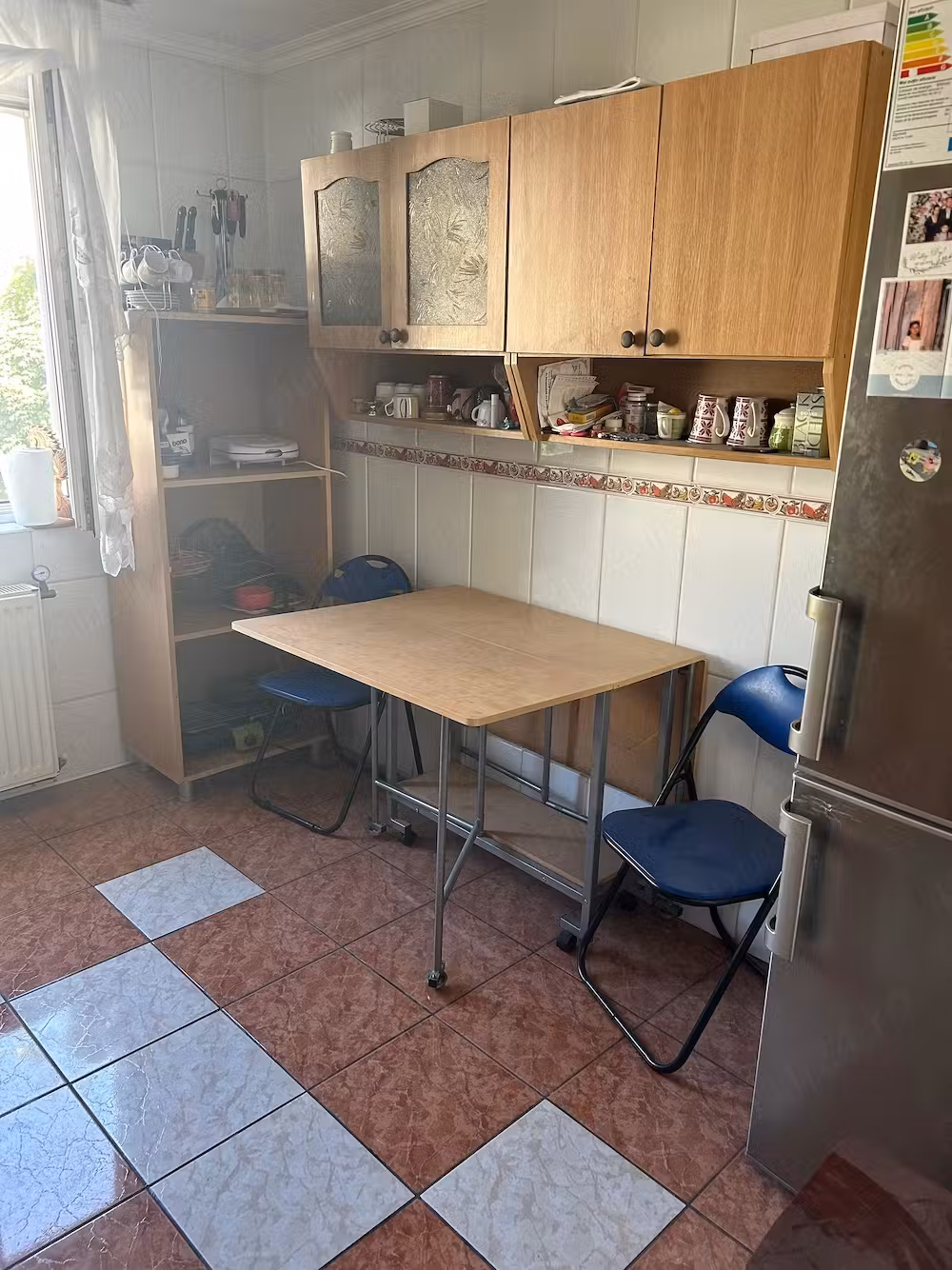 Închiriez apartament 3 camere zona Micro 6