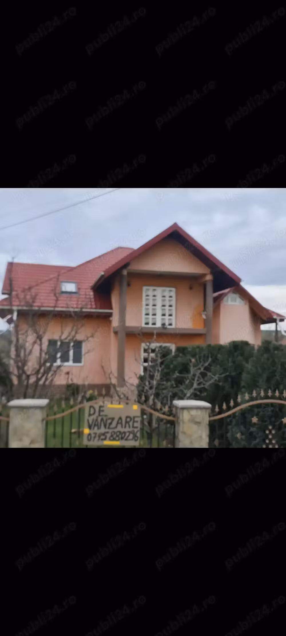 Casă de vânzare