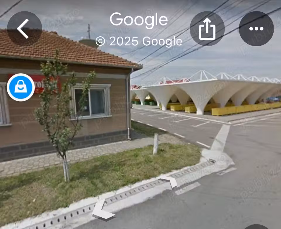 Vand casa pe colt,langa Piata Agroalimentara Faget