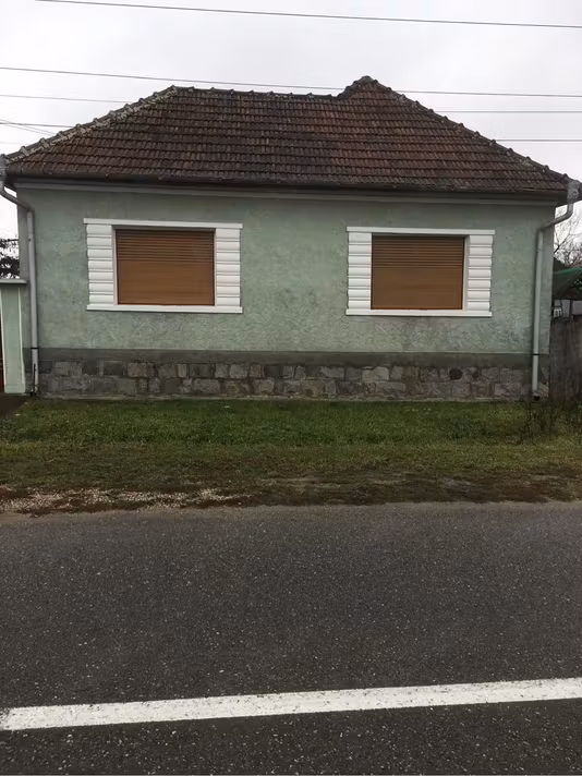Casă Sacadat