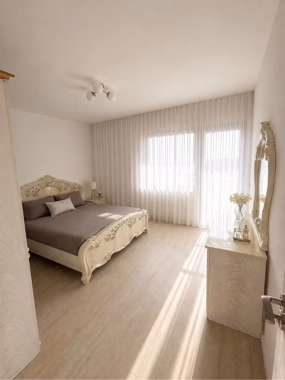 apartament 3 camere